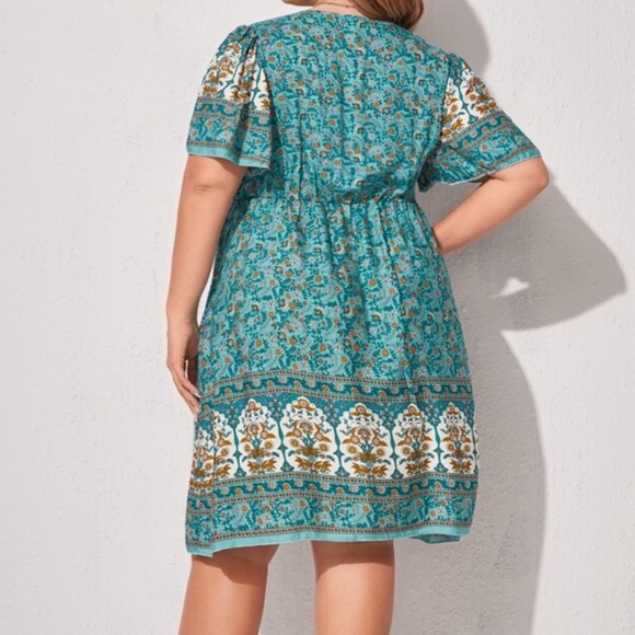 Boho Plus Size Floral Paisley Print V neck Dress - Picture 5 of 12